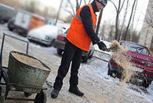 В Пензе хотят отказаться от песко-соляной смеси при обработке зимних дорог