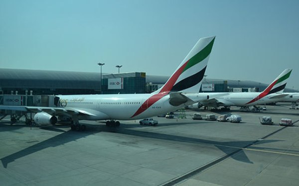 Дубайский аэропорт возобновил работу после пожара в самолете с 300 пассажирами