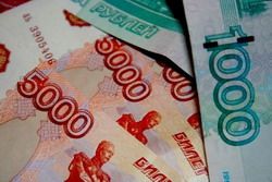 Выпускники вузов мечтают о зарплате в 17,5 тысяч рублей