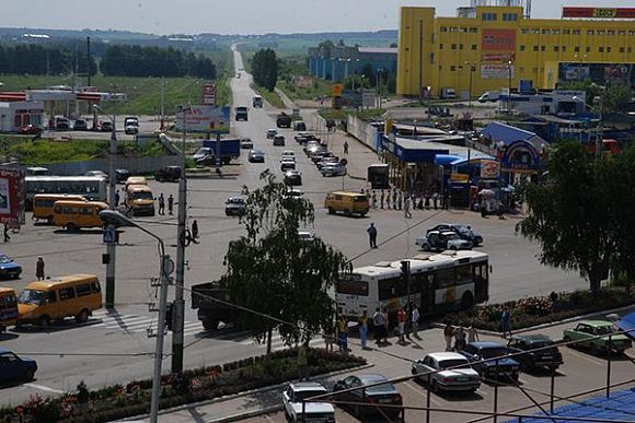 Иван Белозерцев предложил расширить дороги в Терновке