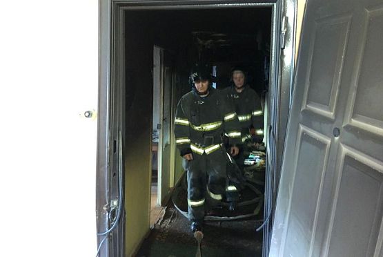 Из пожара в доме на Рахманинова эвакуировали 12 человек