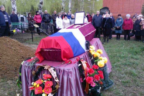 В Никольске перезахоронили останки ефрейтора Ивана Крашенинникова
