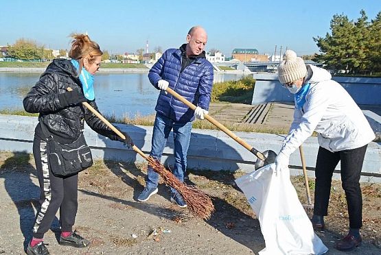 В Пензе проходит общегородской субботник