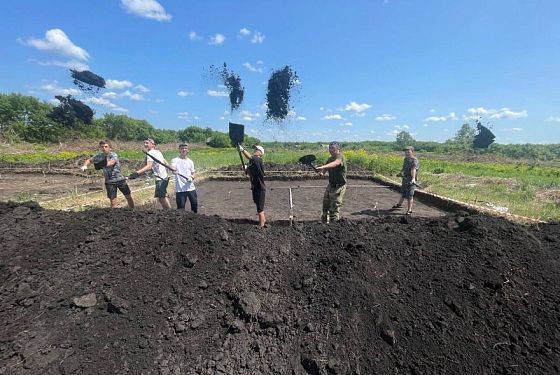 Юные археологи приступили к раскопкам в Русско-Труёвском городище Юные археологи приступили к раскопкам в Русско-Труёвском городище