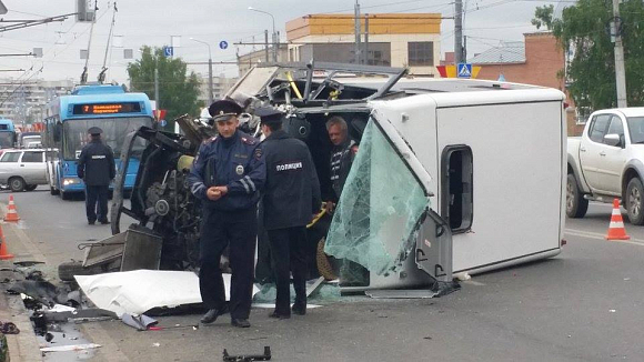 В Терновке перевернулся микроавтобус «ст. Ардым — Пенза-I», есть пострадавшие