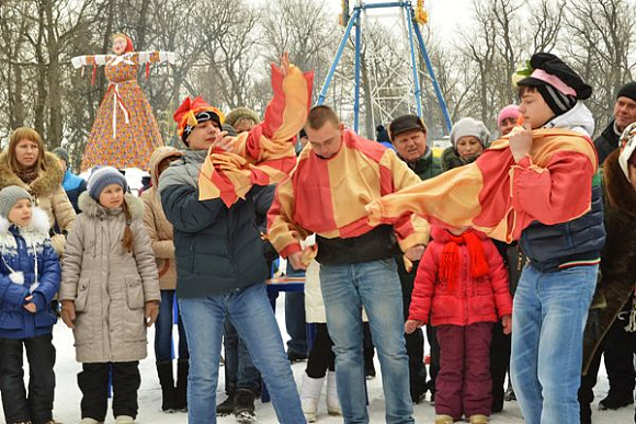 Гостей парка им. Белинского на Масленицу ждут народные забавы и концертная программа