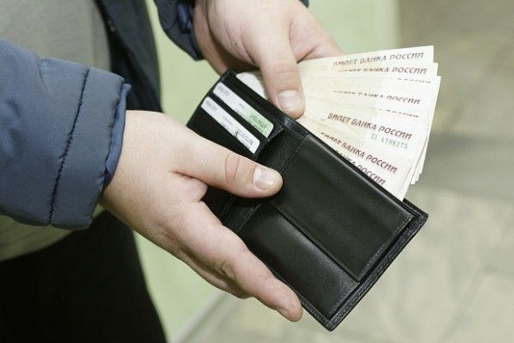 Дальнобойщика из Пензы оштрафовали в Кузбассе за попытку дать взятку