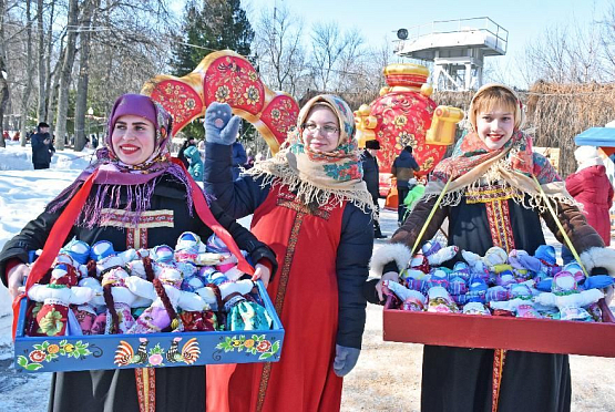 Пенза празднует широкую Масленицу