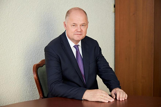 Вадим Супиков поздравил выпускников школ Железнодорожного района Пензы Вадим Супиков поздравил выпускников школ Железнодорожного района Пензы