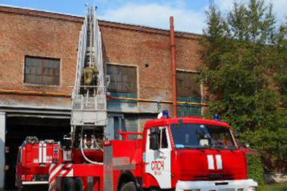 В Пензе пожар на ул. Титова тушили 25 спасателей