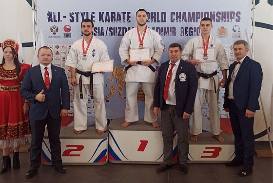 Пензенцы выиграли 6 медалей первенства и чемпионата мира по всестилевому каратэ
