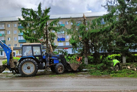 40% жителей Никольска получили электричество после урагана