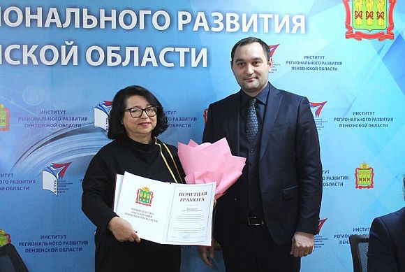 Министр образования наградил отличившихся на всероссийских конкурсах педагогов