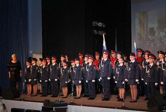 В Пензе прошла церемония посвящения учеников школы №8 Каменки в кадеты