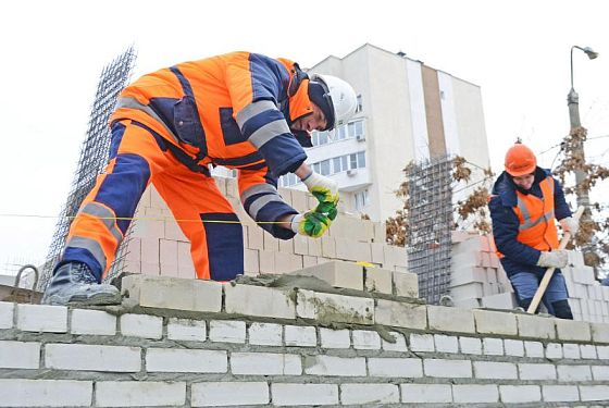В Пензенской области ввели обязательную вакцинацию для работников строительной сферы