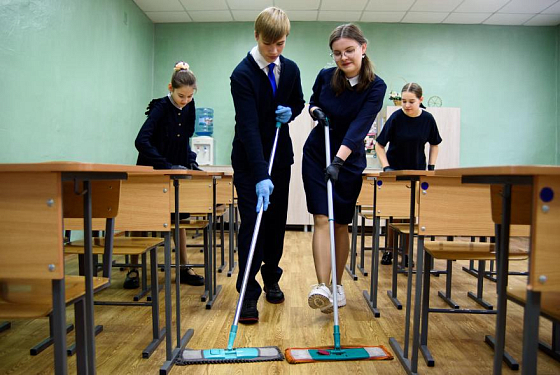 Пензенских школьников стали привлекать к уборке без разрешения родителей