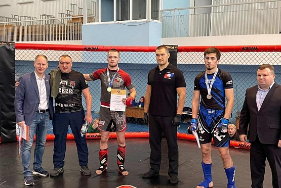 Пензенский спортсмен победил на Всероссийском турнире по ММА среди студентов