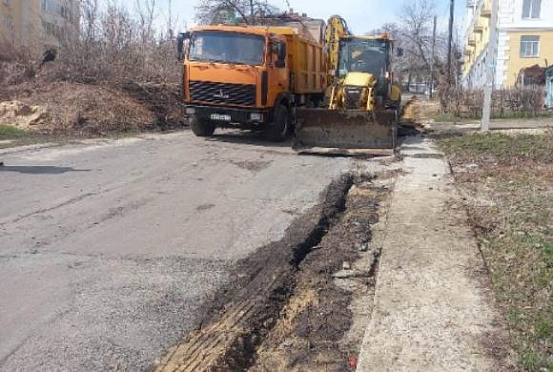 В Пензе начали ремонтировать тротуар на улице Бакунина