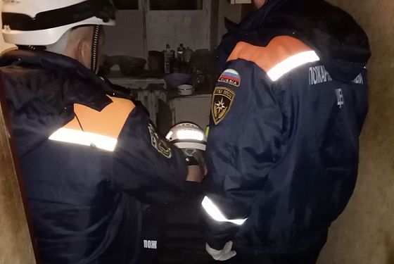 В Пензе спасатели достали из погреба тело мужчины