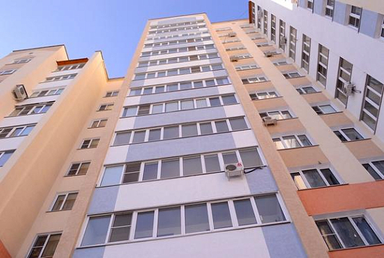 В многоэтажке Пензы люди остались без воды из-за аварии в пустующей квартире