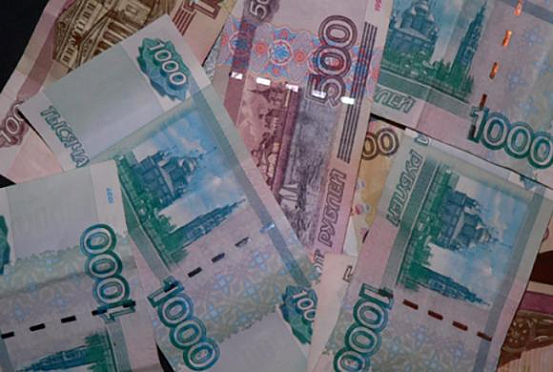 31-летняя пензячка забрала чужие 20 тысяч из лотка банкомата