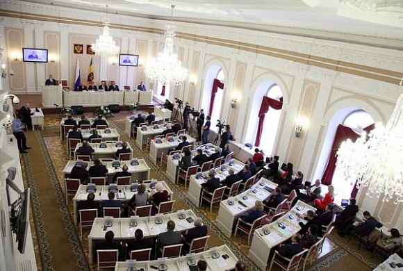 Пензенские депутаты отчитались о доходах за 2015 год