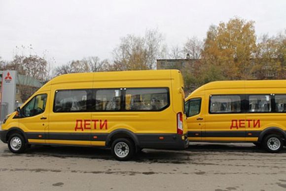 В районы Пензенской области отправились 10 школьных автобусов