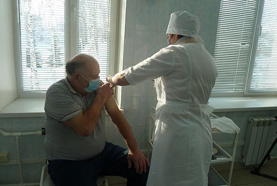 В Пензенском районе пожилые люди поспешили на прививки