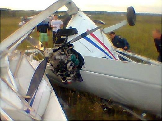 По факту падения самолета в Каменском районе возбуждено уголовное дело