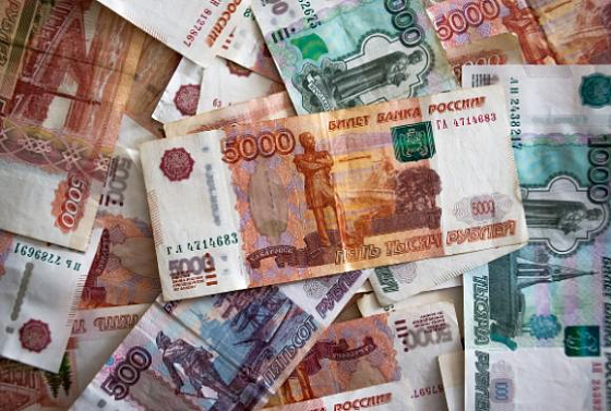 Житель Уфы украл из автомобиля пензенца более 900 тысяч рублей