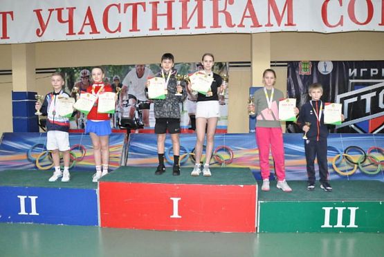 В Пензе завершилось Первенство региона среди юношей и девушек до 13 лет по теннису
