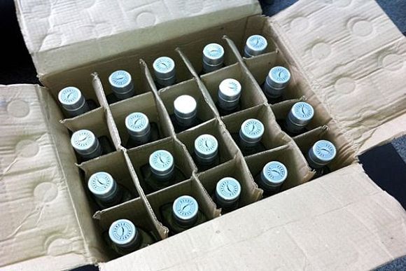 В Пензе администратор и продавец магазина украли 20 бутылок коньяка