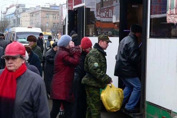 В Пензе водитель автобуса №30 выплатил выпавшей бабушке 200 тыс. рублей