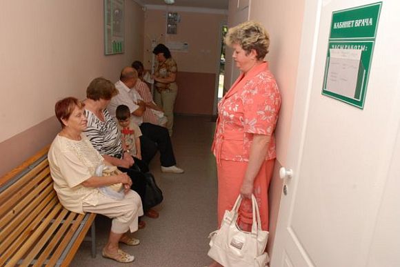 Почему в городских поликлиниках Пензенской области не исчезают очереди