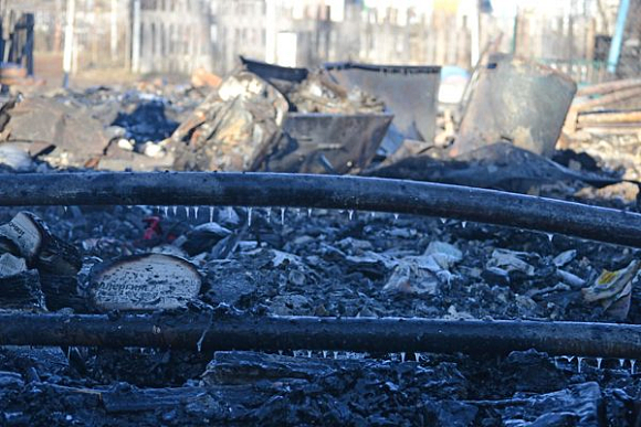 Пожар в Кондоле — фото пепелища, слезы жильцов и первая версия