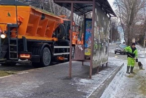 С улиц Пензы за сутки вывезли более тысячи кубометров снега