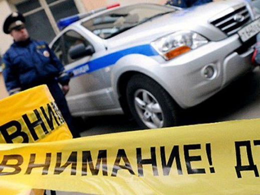 В Пензе водитель иномарки сбил во дворе дома женщину
