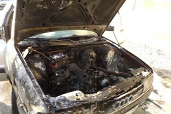 В Мокшанском районе утром сгорел автомобиль Audi A4