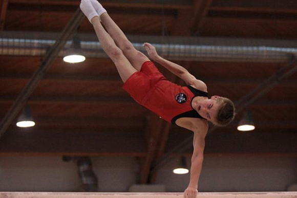 Пензенский гимнаст Артем Арнаут завоевал вторую медаль первенства России