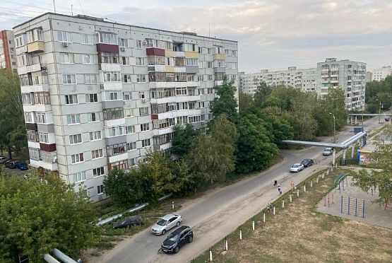 Жители Арбекова жалуются на неприятный запах в квартирах