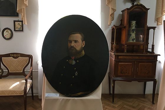 В Пензенском краеведческом музее проходит мини-выставка «Возрожденные шедевры»
