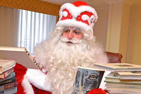 Только от детей: Дед Мороз примет звонки от пензенцев
