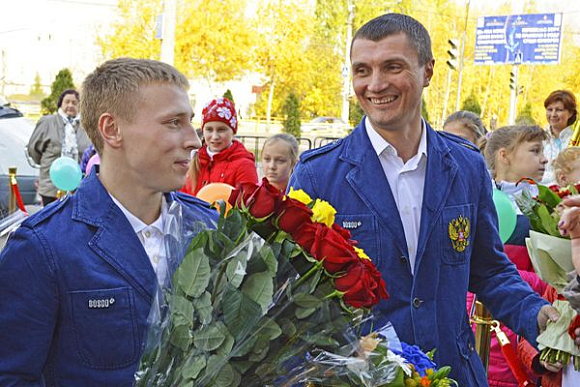 Денис Аблязин вышел в финал в двух видах многоборья на ЧЕ