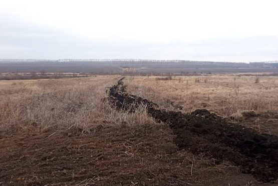 В Заре обновляют противопожарные полосы