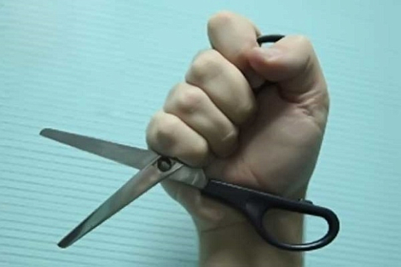 35-летний пензенец грозил родителям расправой кухонными ножницами