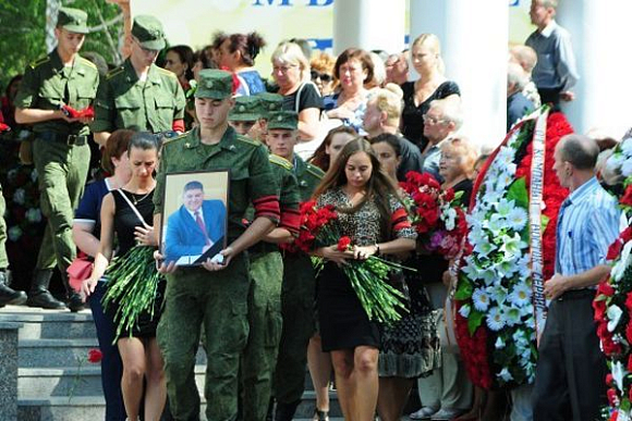 В Пензе простились с Алексеем Макаровым, соболезнования выразили нынешний и бывший мэр Пензы