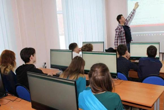 Пензенский педагог стал победителем конкурса профориентационных практик 