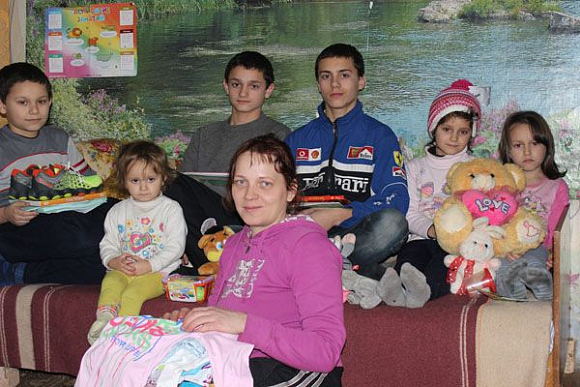 В Пензе начали откликаться на беду вдовы с 6 детьми