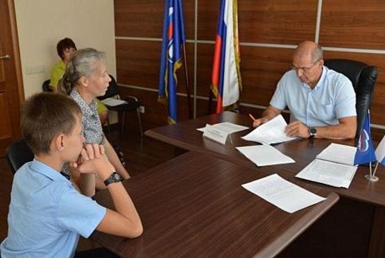 Пензенцы не могут жить в доме из-за большого скопления мусора