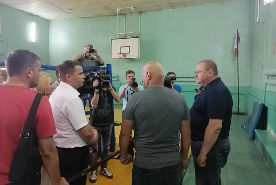 В селе Русский Камешкир отремонтируют спортивный клуб 